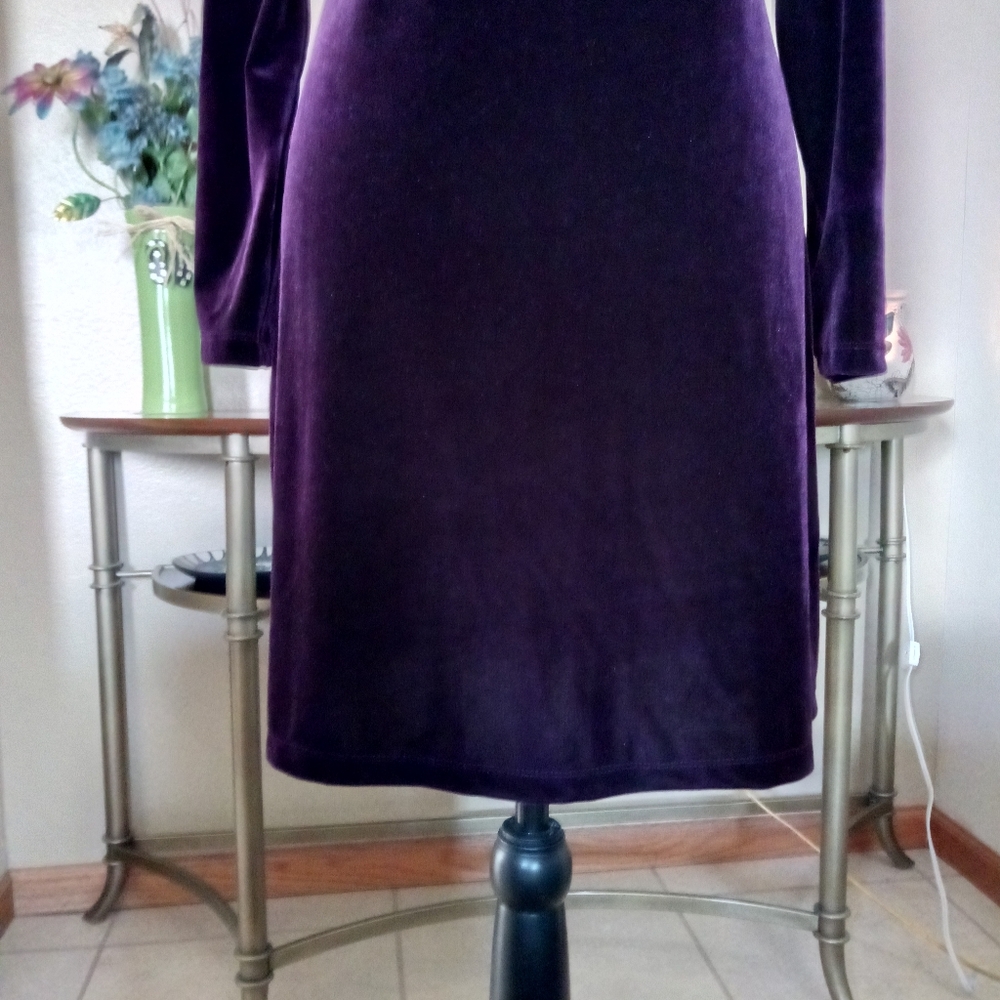 💜VELVET DRESS - Picture 4 of 6